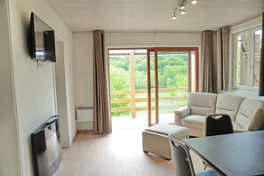 Smart TV - Holiday Home in Duruby with Garden & BBQ (Durbuy)
