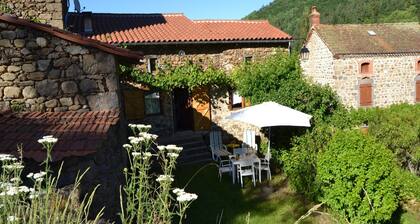 Hideaway in Villeneuve-d'Allier