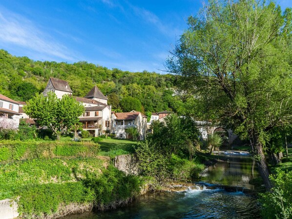 Exterior - Beautiful holiday home with courtyard (Espere)