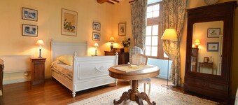 Saint-Paul Pool Retreat