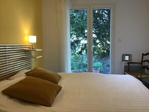 4 chambres, fer et planche Ă repasser, Wi-Fi