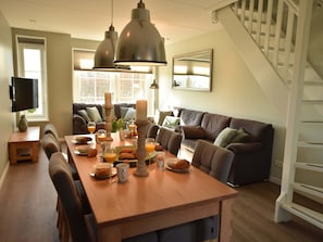 Dining - Villa in Schoorldam with  Garden (Schoorldam)