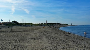 Vlak bij het strand