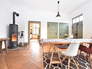 Dining - Ferienwohnung in Steffenshagen mit Terrasse (Steffenshagen)