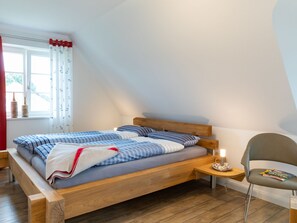 3 Schlafzimmer, Bügeleisen/Bügelbrett, WLAN