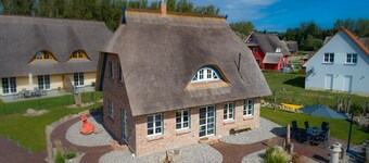 Exklusives Reetdachhaus mit Sauna in Rerik