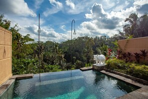 One Bedroom Pool Villa with Valley View | Exterior