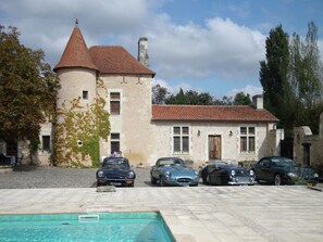 Holiday Home Exterior [summer] - Holiday Home in Thurageau with Private Pool (Lencloître)