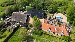 Uklassifisert bilde, 4 av 16, knapp
