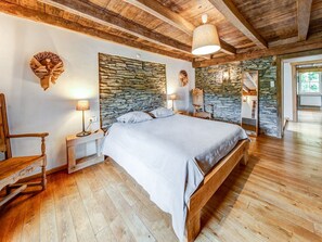 5 室のベッドルーム、WiFi