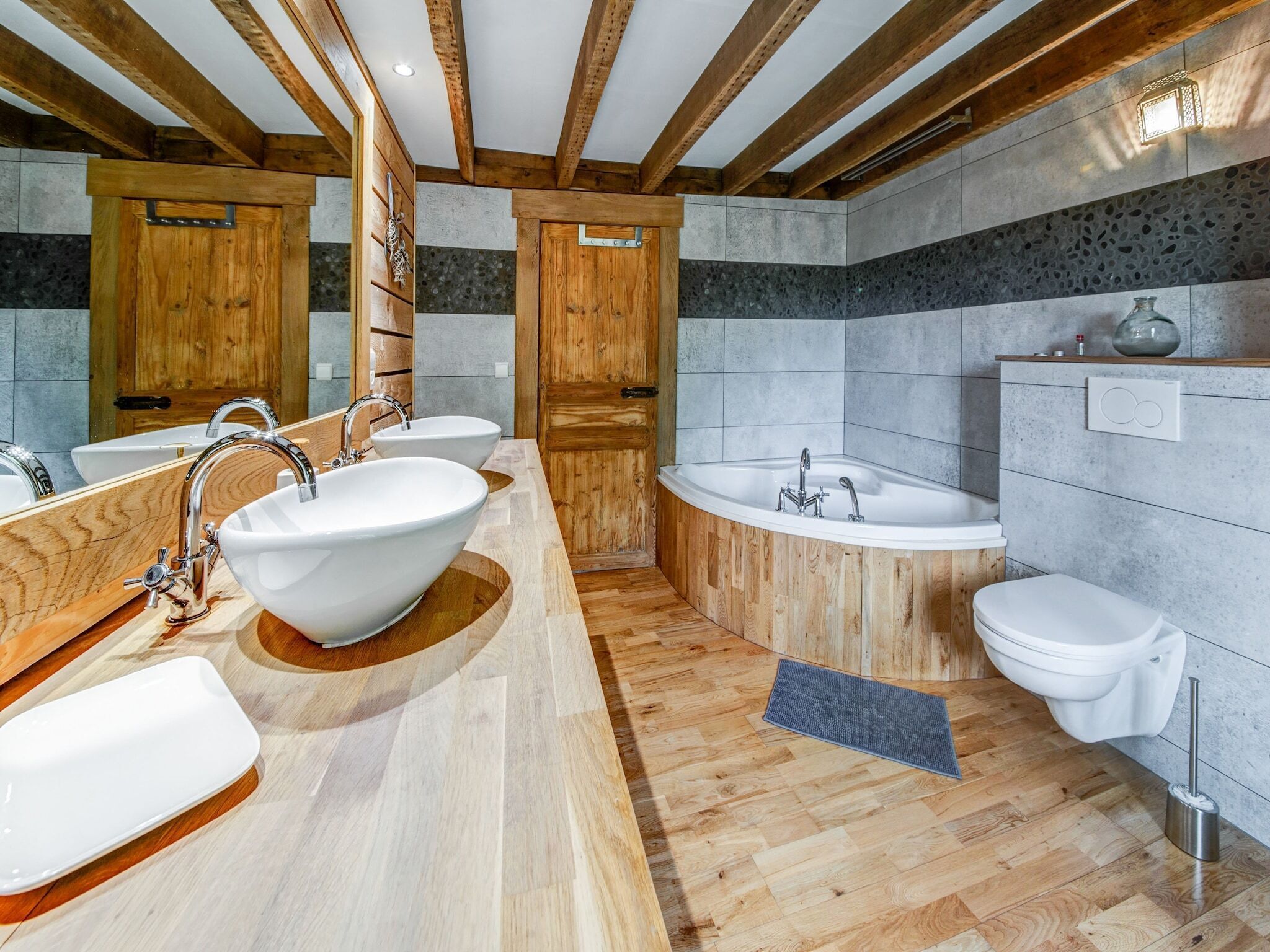 Bathtub
