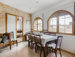 Dining - Belvilla by OYO Casa La Espartera (Ciudad Real)