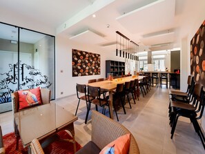 Dining - Charming Rural Retreat (Bourseigne-Neuve)