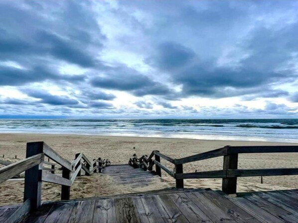 Beach - Charming Stay in Heart of Dax (Dax)