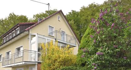 Appartement avec jardin, GoBweinstein