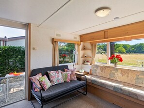 TV, fireplace - Comfortable holiday home in Garderen (Garderen)