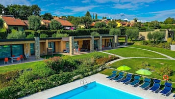 Udendørs pool, liggestole