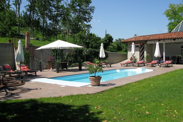 Piscine maison de vacances