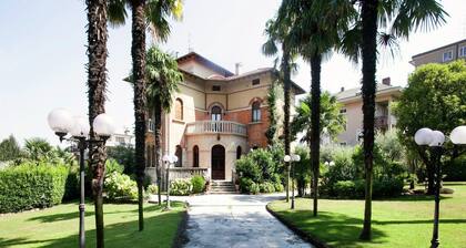 Villa Ă Desenzano prĂšs du Lac de Garde