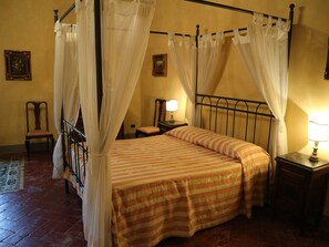 7 bedrooms, WiFi