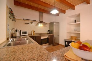 Fridge, microwave, dishwasher