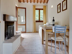 Dining - Countryside home in Foligno (Foligno)