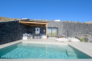 Master Villa with Private Heated Pool | Terrace/patio - Lithi Luxury Retreat (Santorini)