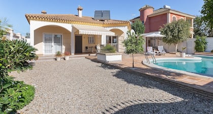 Costa de la Luz Poolside Villa