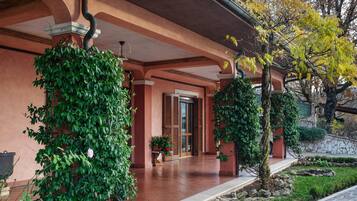 DĂ©tail de lâextĂ©rieur