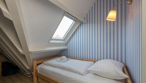 3 室のベッドルーム、WiFi