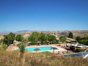 Pool - Charming Countryside Stay (Petralia Sottana)