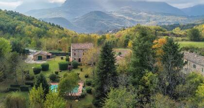 Wunderschöne Villa mit Pool