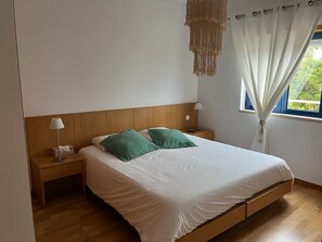 1 bedroom, WiFi, bed sheets