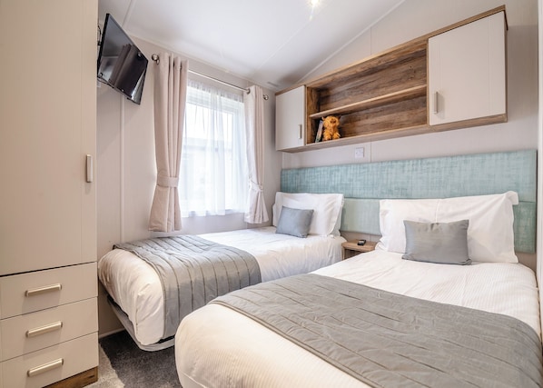 2 bedrooms, WiFi (free)