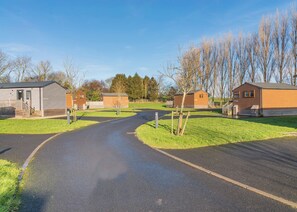 المنطقة المحيطة بالمنشأة