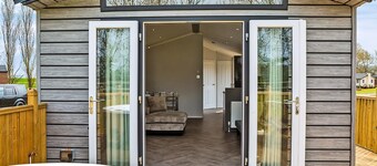 A well presented holiday home with one double and one twin.