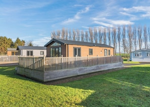 Exterior - A well presented holiday home with one double and one twin. (Hutton Rudby, Yarm)