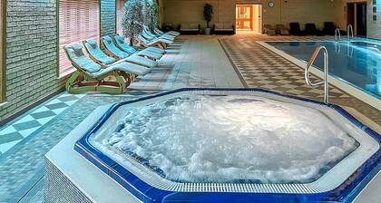 Cedar Boutique Lodge