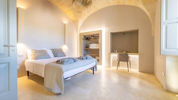 4 camere, ferro/asse da stiro, culla da viaggio, Wi-Fi gratuito