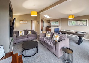 Unclassified image, 3 of 13, button - Recently upgraded with Gazebo over hot tub and side bar with stools. (Raywell, Beverley)