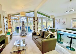 Living area - 1 bedroom accommodation in Raywell, Beverley (Raywell, Beverley)