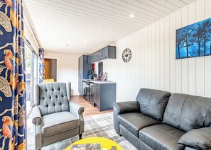 Living area - 1 bedroom accommodation in Aughton (Aughton)