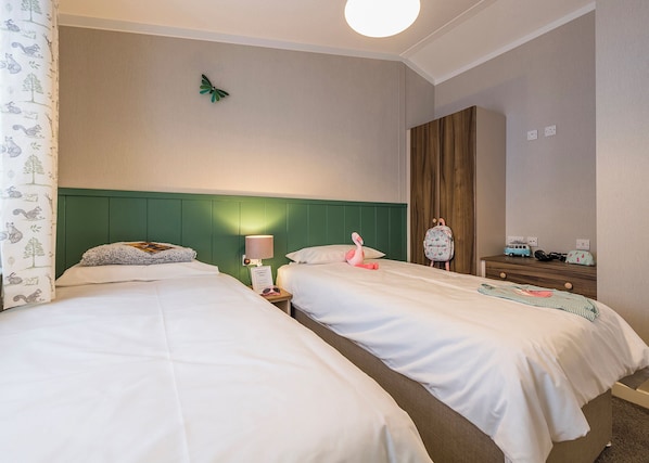 2 bedrooms