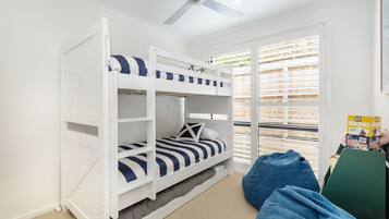 3 bedrooms, iron/ironing board, travel cot, free WiFi