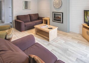 Unclassified image, 3 of 9, button - Select Lodge Plus 3 WF (Milford-on-Sea, Nr Lymington)