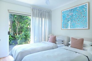 2 chambres, fer et planche à repasser, Wi-Fi gratuit, draps fournis