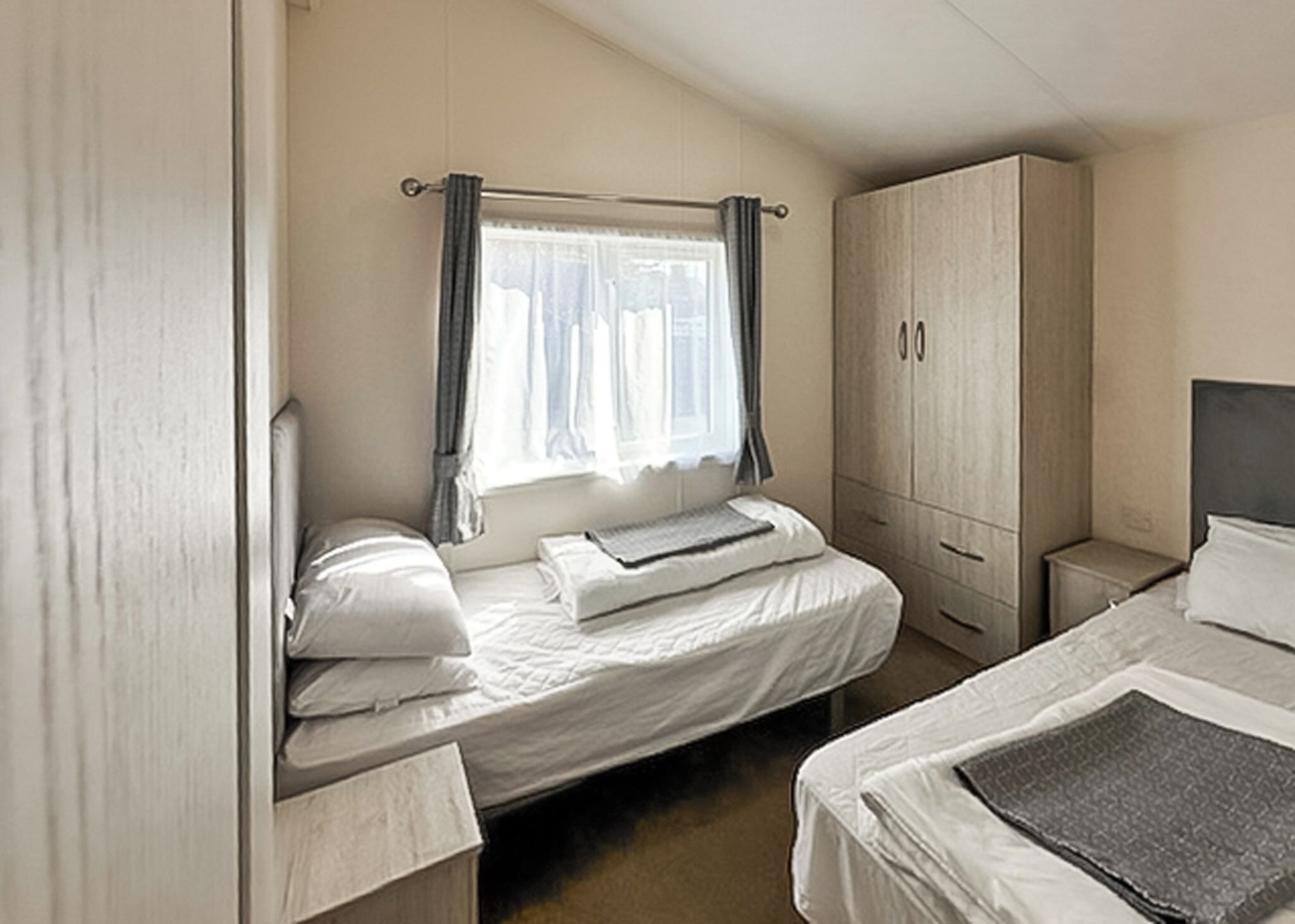 3 عدّة غرف نوم