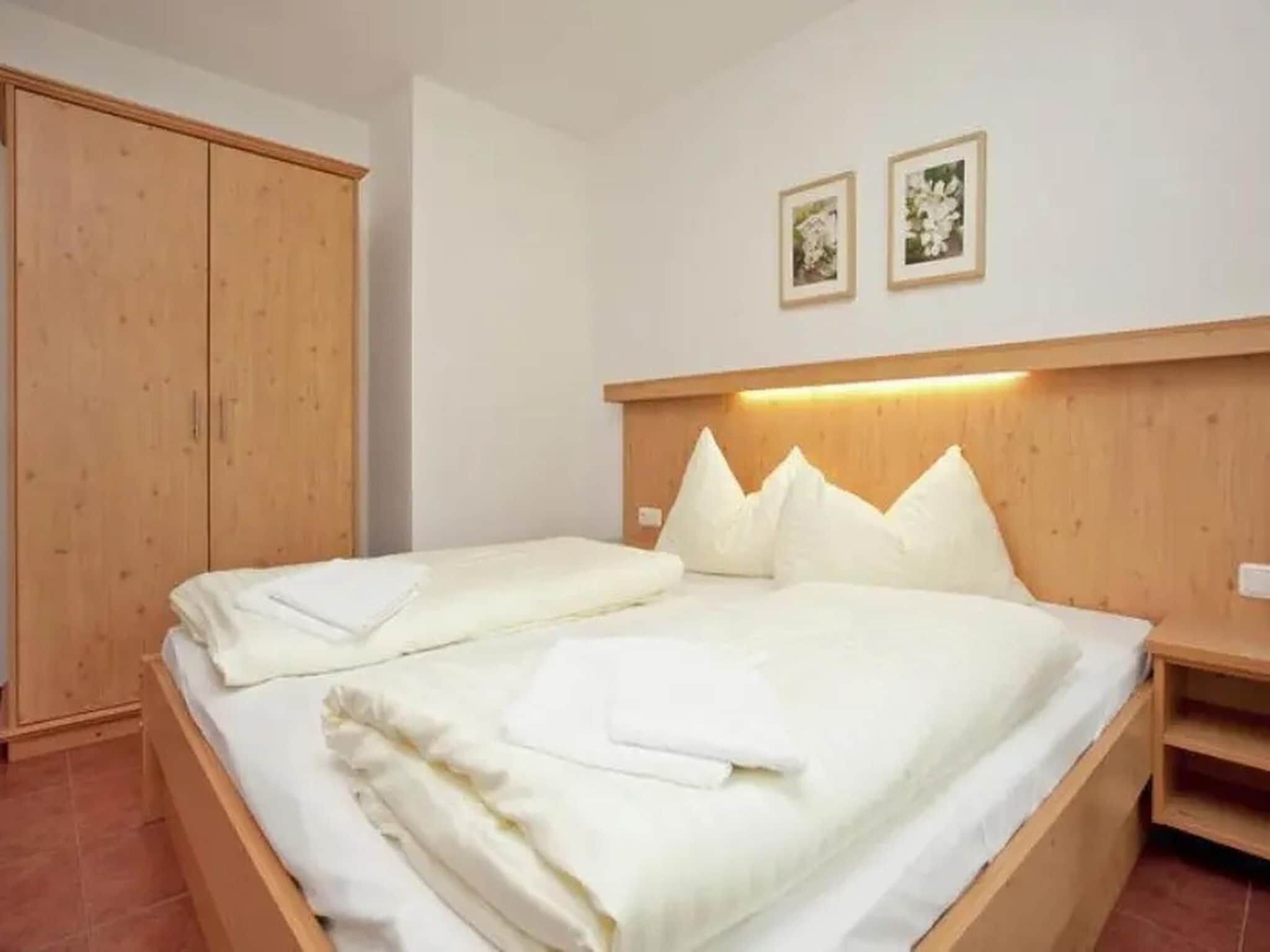 3 bedrooms, iron/ironing board, WiFi