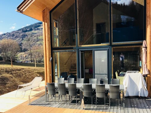Chalet in Sankt Georgen on Ski Slopes