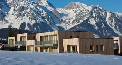 Apartment with balcony or terrace